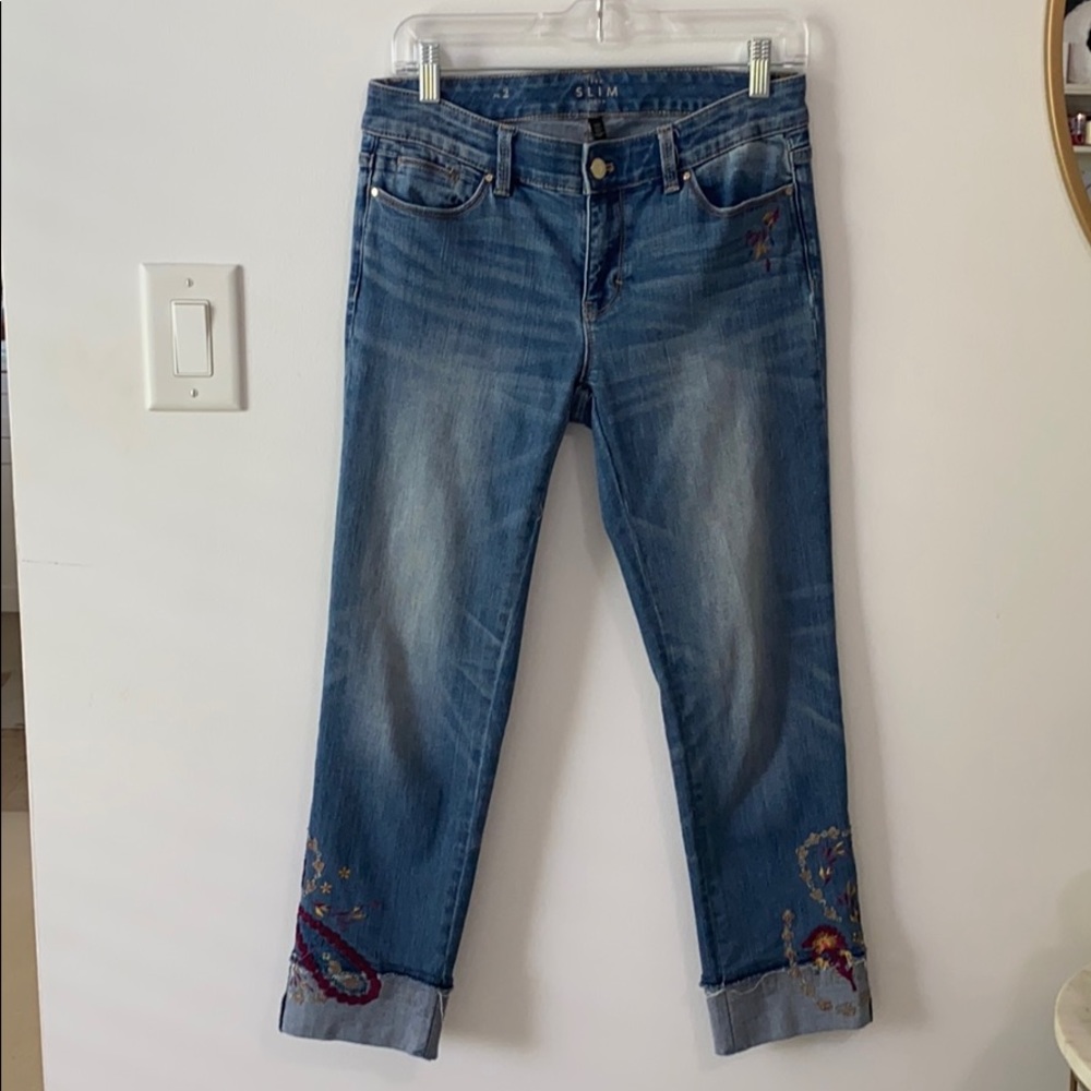 Floral embroidered jeans
